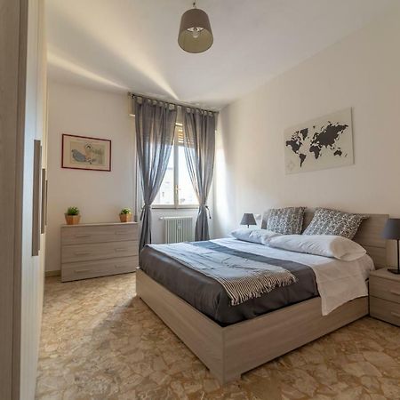 Bologna Fiera Fani Apartment エクステリア 写真
