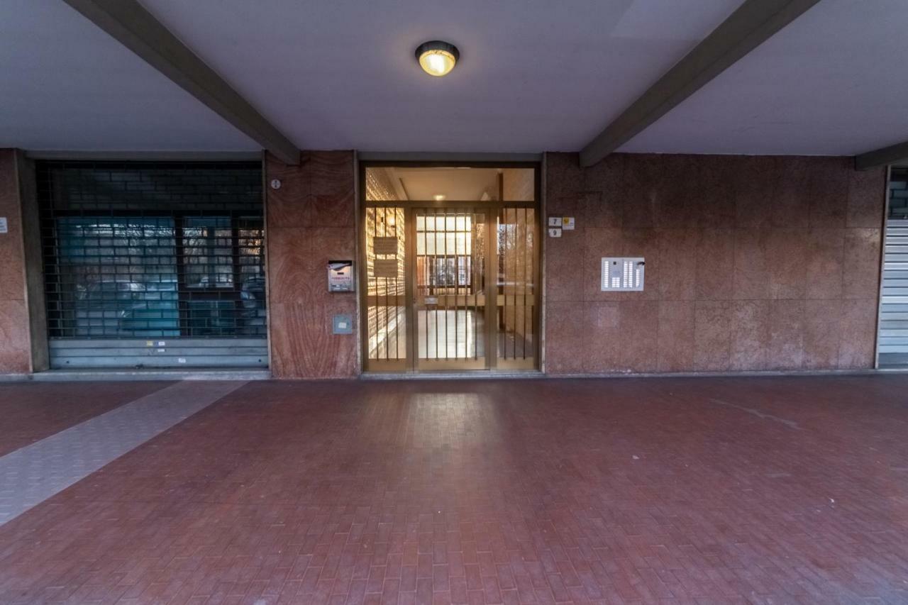 Bologna Fiera Fani Apartment エクステリア 写真