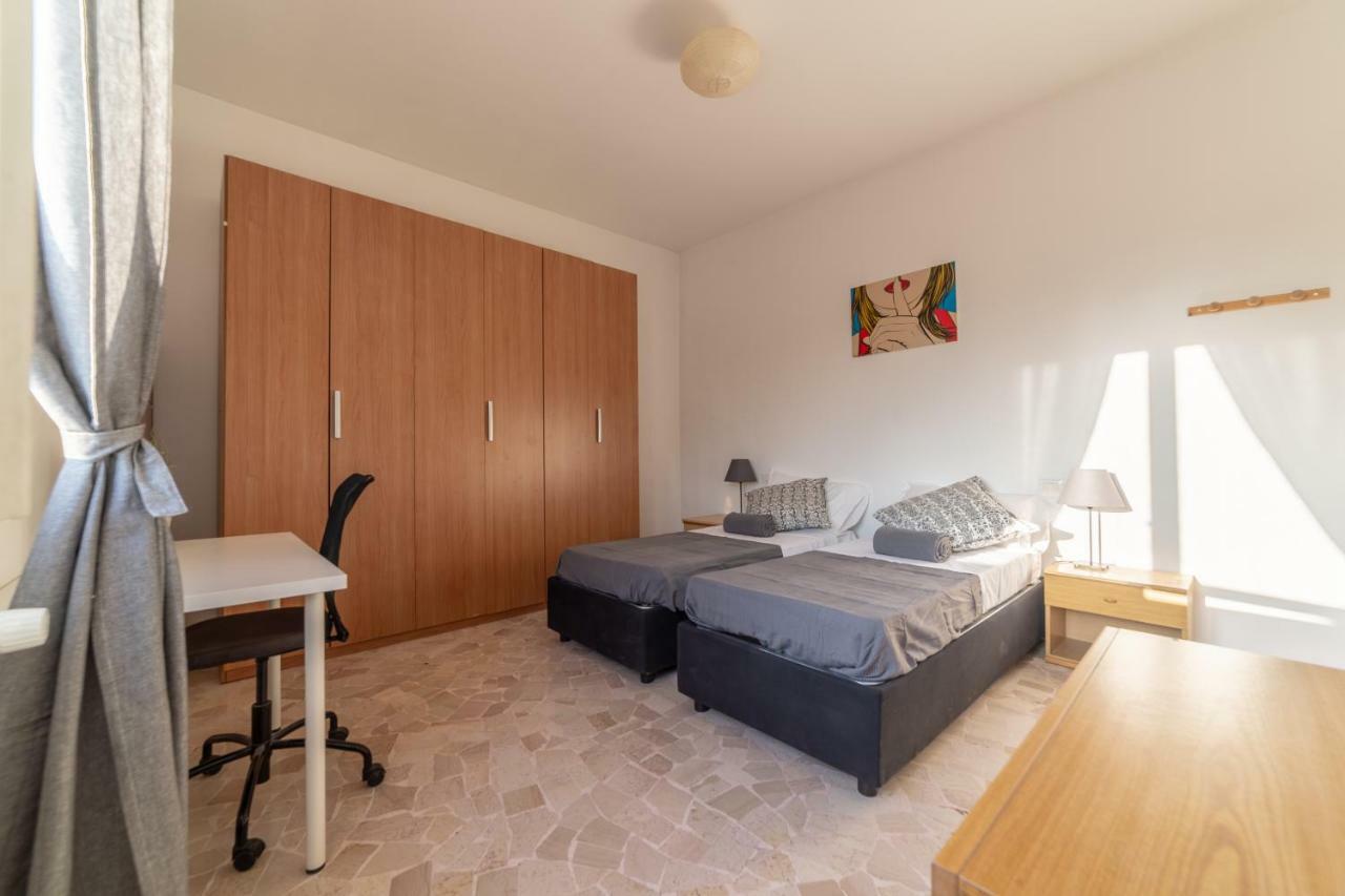 Bologna Fiera Fani Apartment エクステリア 写真