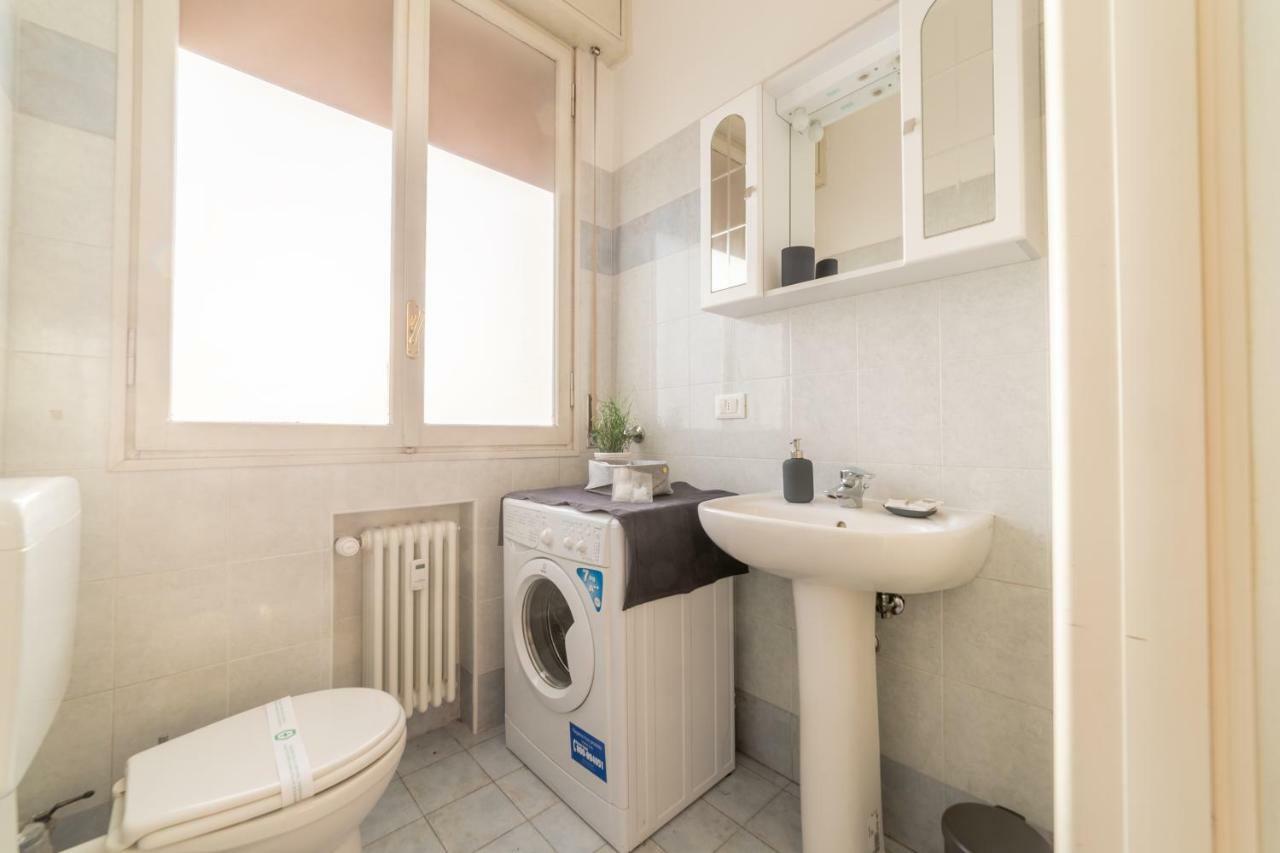 Bologna Fiera Fani Apartment エクステリア 写真